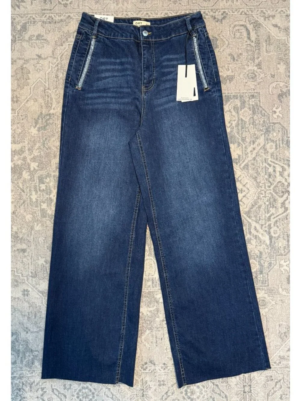 OAT New York High Rise Wide Leg Blue Jeans Size 8/29 Raw Hem Classic Modern